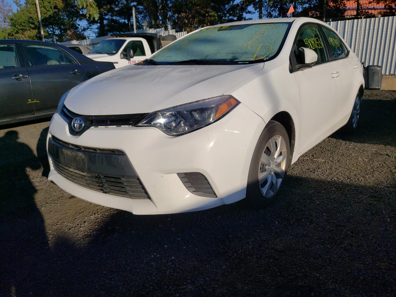 Photo 2 from auction – 2014 TOYOTA COROLLA L with VIN 2T1BURHEXEC206165