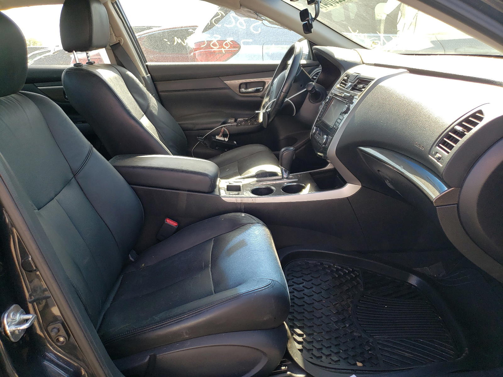 Photo 5 from auction – 2014 NISSAN ALTIMA with VIN 1N4AL3AP3EC156487