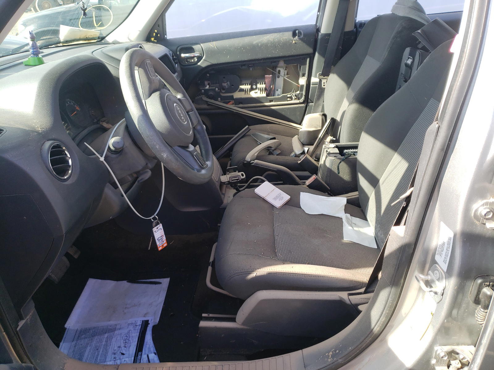 Photo 5 from auction – 2015 JEEP PATRIOT SP with VIN 1C4NJRBB5FD395400