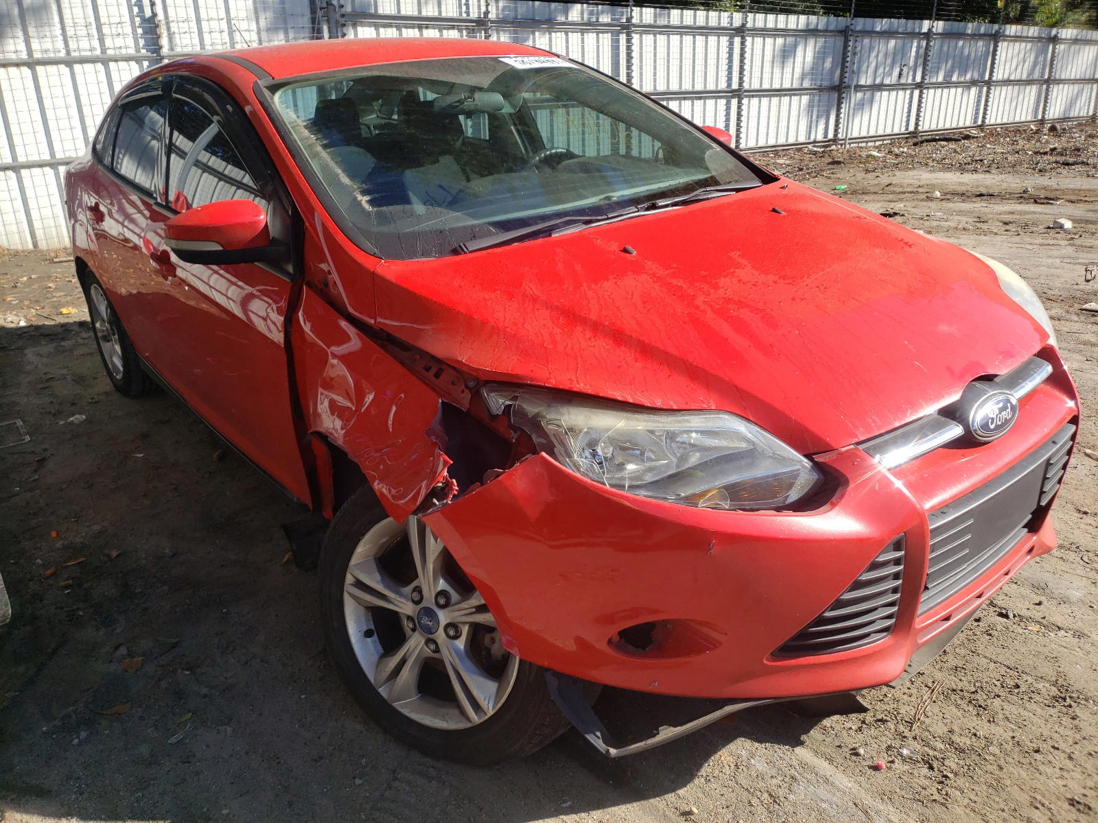 FORD FOCUS SE 2013 with VIN 1FADP3F23DL282541 - Photo from auction