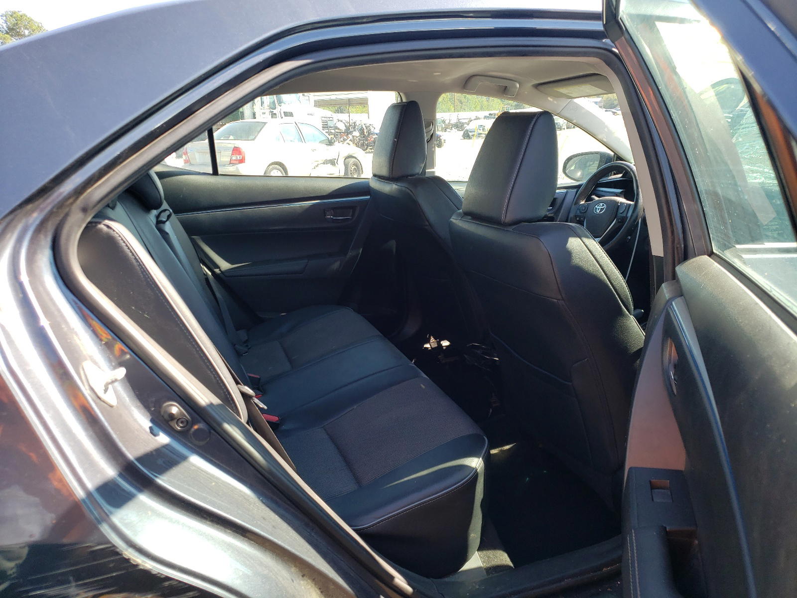 Photo 6 from auction – 2016 TOYOTA COROLLA L with VIN 5YFBURHE0GP405650