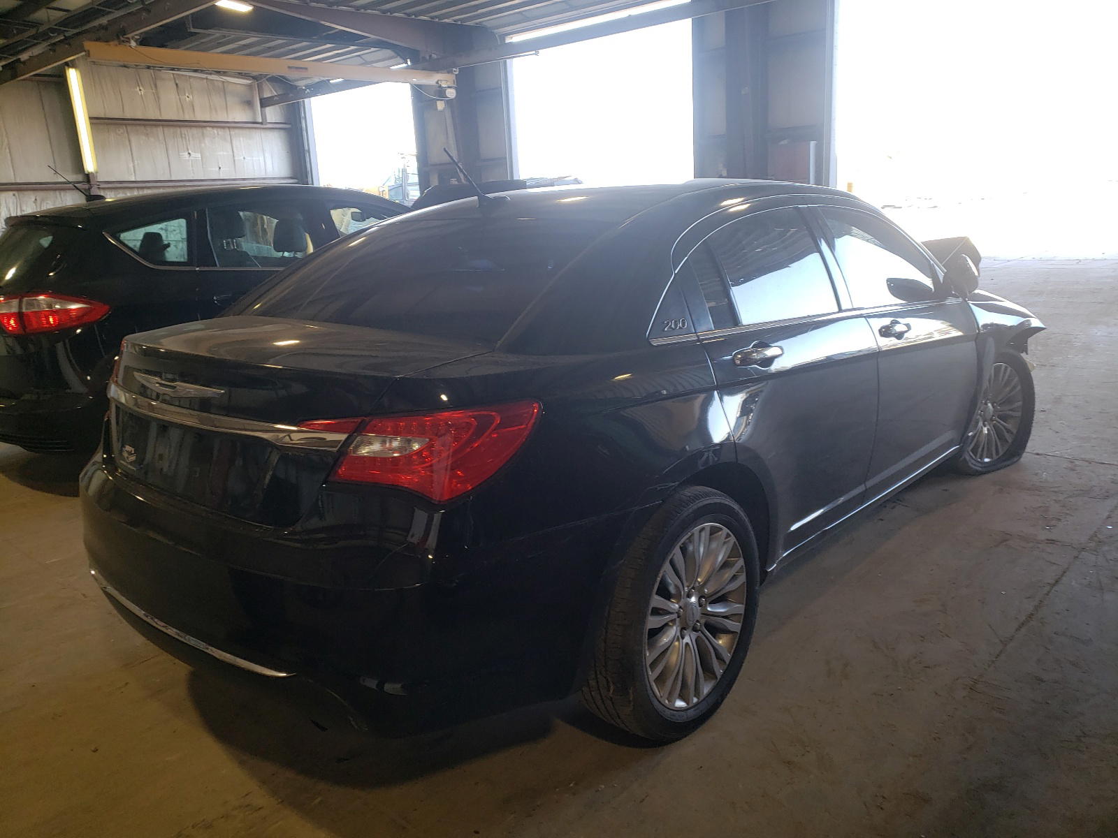 Photo 4 from auction – 2011 CHRYSLER 200 LIMITE with VIN 1C3BC2FBXBN579920