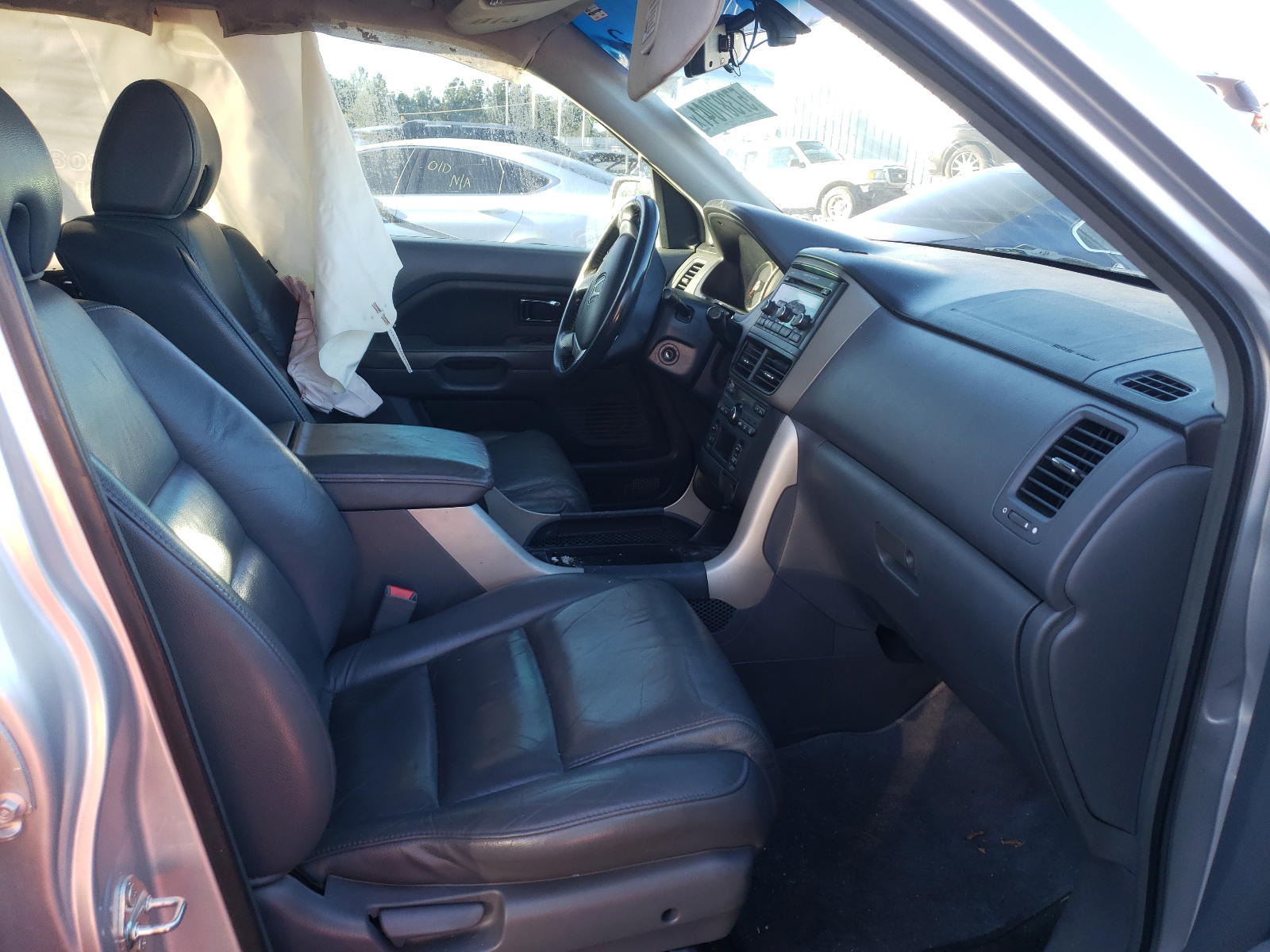 Photo 5 from auction – 2008 HONDA PILOT EXL with VIN 5FNYF285X8B023957