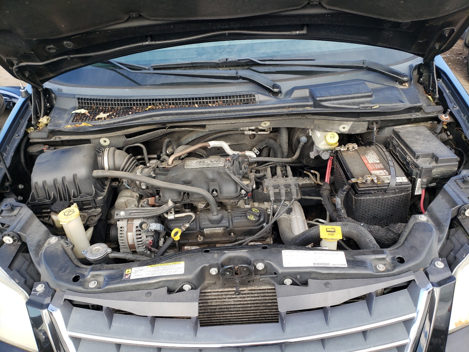 Photo 7 from auction – 2008 CHRYSLER TOWN & COU with VIN 2A8HR54PX8R820240