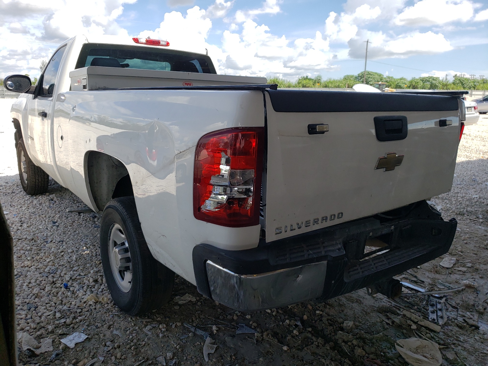 Photo 3 from auction – 2010 CHEVROLET SILVERADO with VIN 1GC3CVBG5AF156979