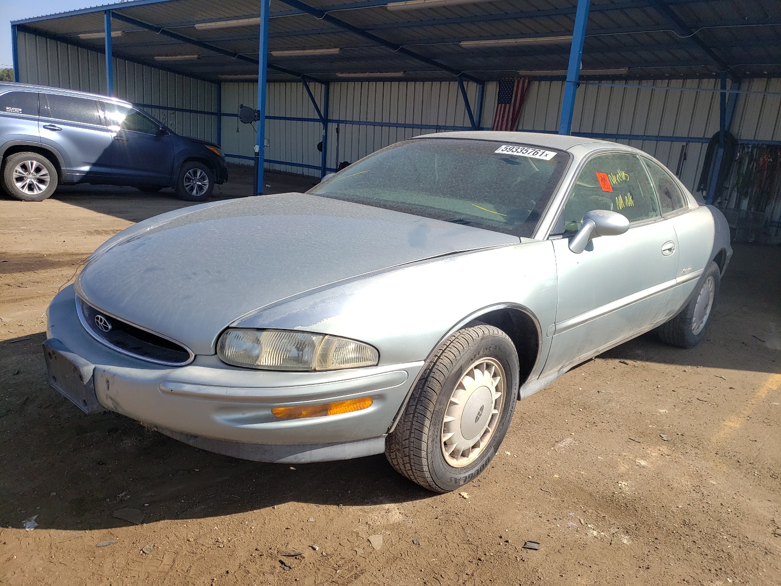 Zdjęcie 2 z aukcji – 1995 BUICK RIVIERA z VIN 1G4GD22K5S4729020