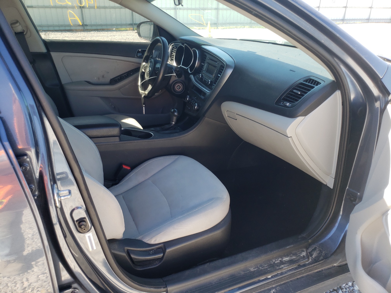 Photo 5 from auction – 2015 KIA OPTIMA LX with VIN 5XXGM4A79FG363166