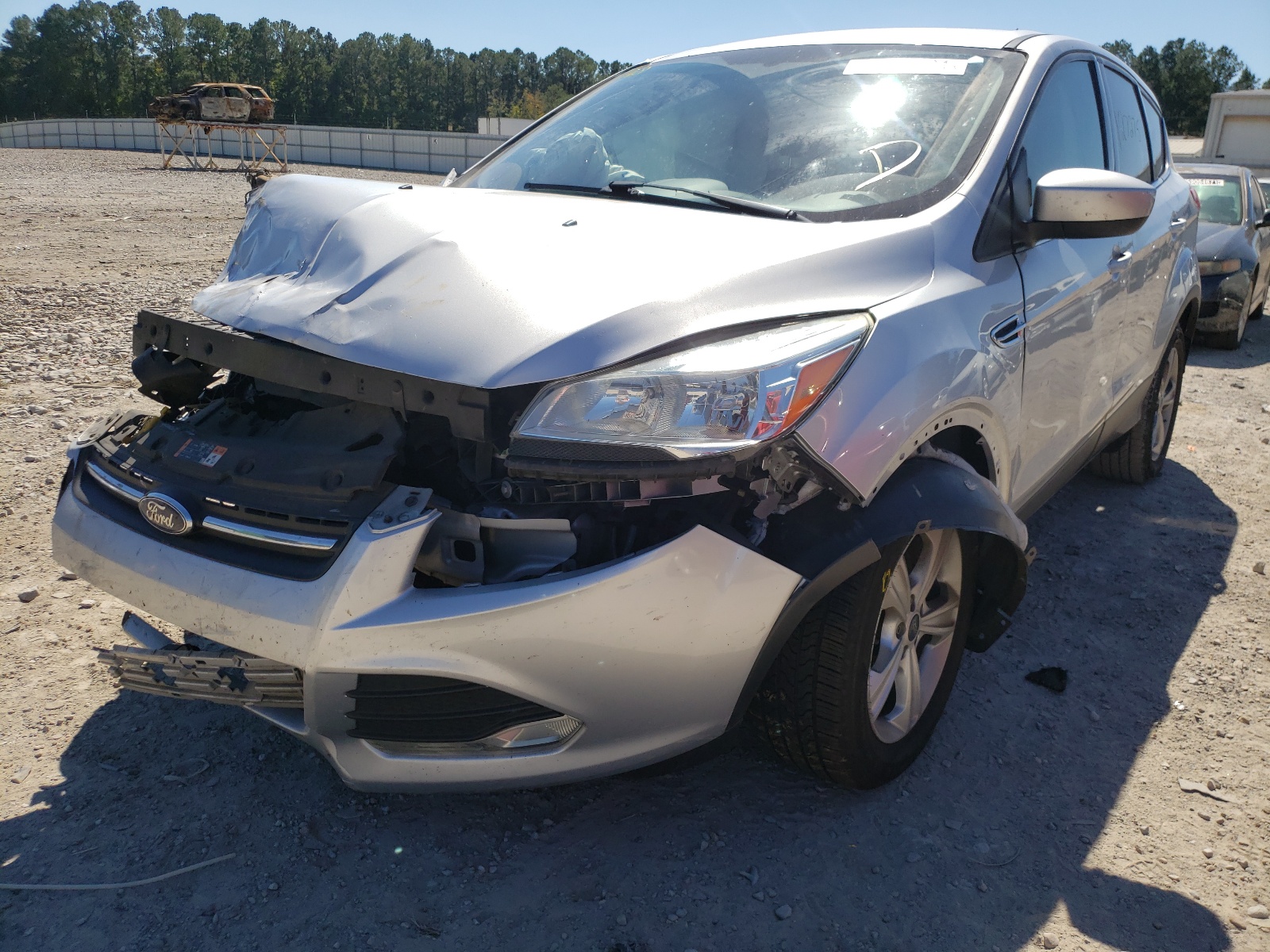 Photo 2 from auction – 2015 FORD ESCAPE SE with VIN 1FMCU0G95FUA73772