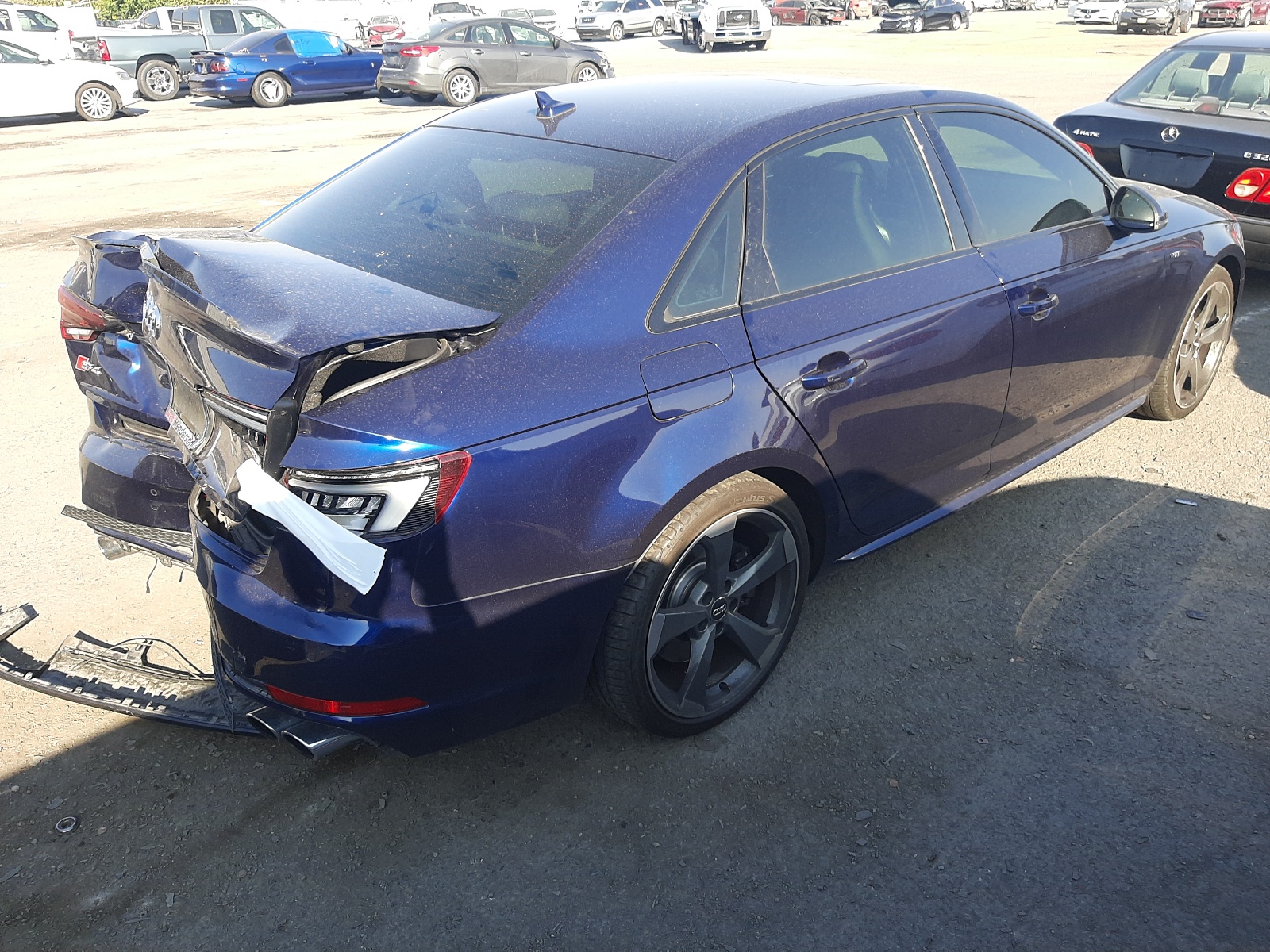 Photo 4 from auction – 2018 AUDI S4 PREMIUM with VIN WAUB4AF44JA052432