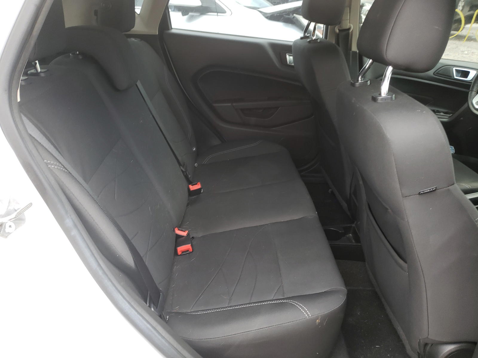 Photo 6 from auction – 2016 FORD FIESTA SE with VIN 3FADP4EJ4GM111749