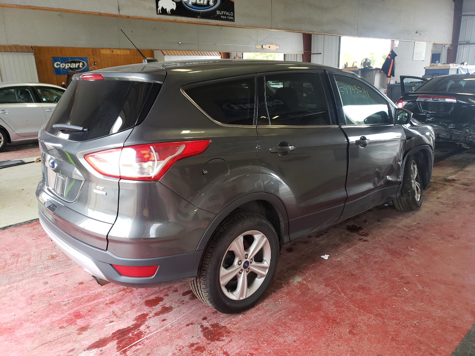 Photo 4 from auction – 2016 FORD ESCAPE SE with VIN 1FMCU9GX7GUA16932