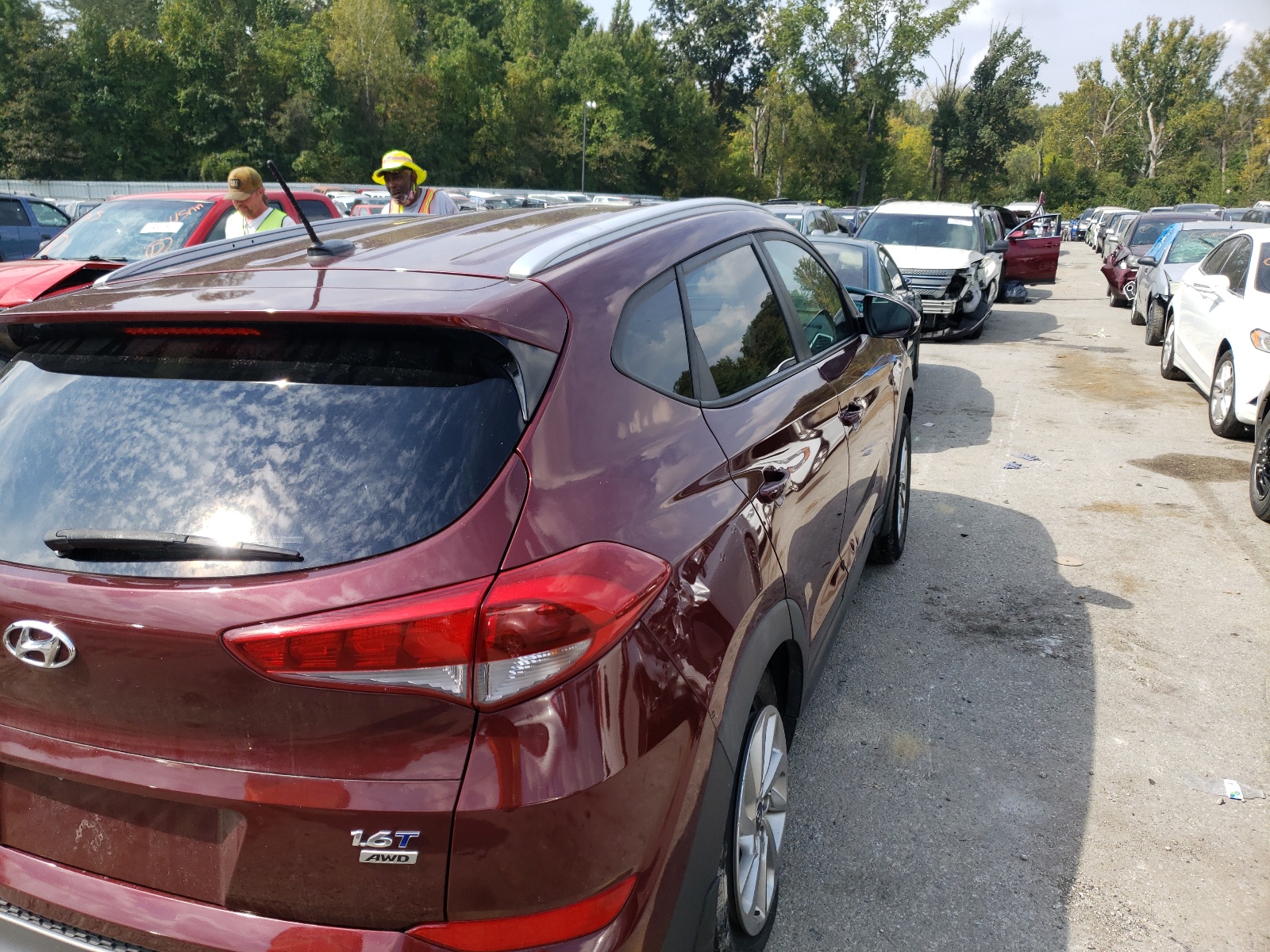Photo 4 from auction – 2016 HYUNDAI TUCSON LIM with VIN KM8J3CA2XGU204199
