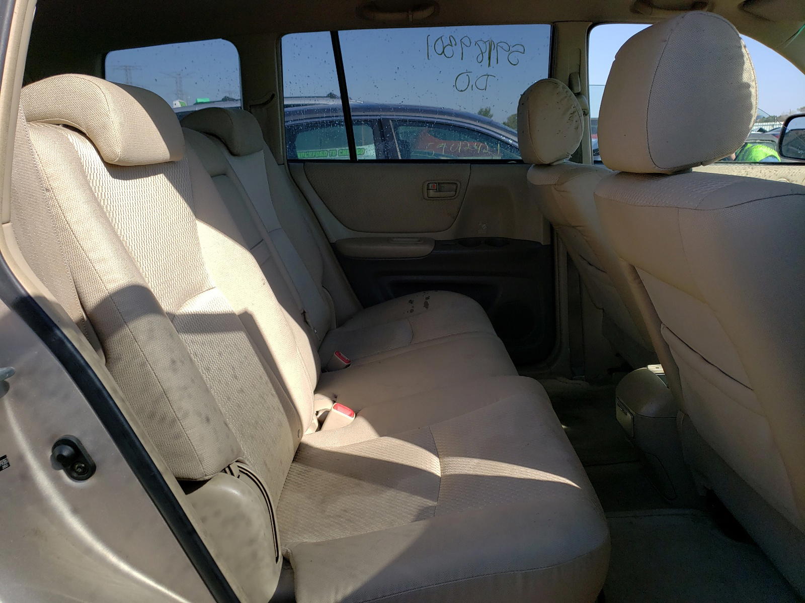 Photo 6 from auction – 2005 TOYOTA HIGHLANDER with VIN JTEDP21AX50079387