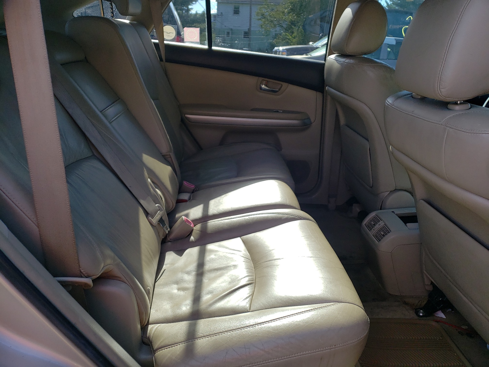 Photo 6 from auction – 2006 LEXUS RX 400 with VIN JTJHW31U760001480