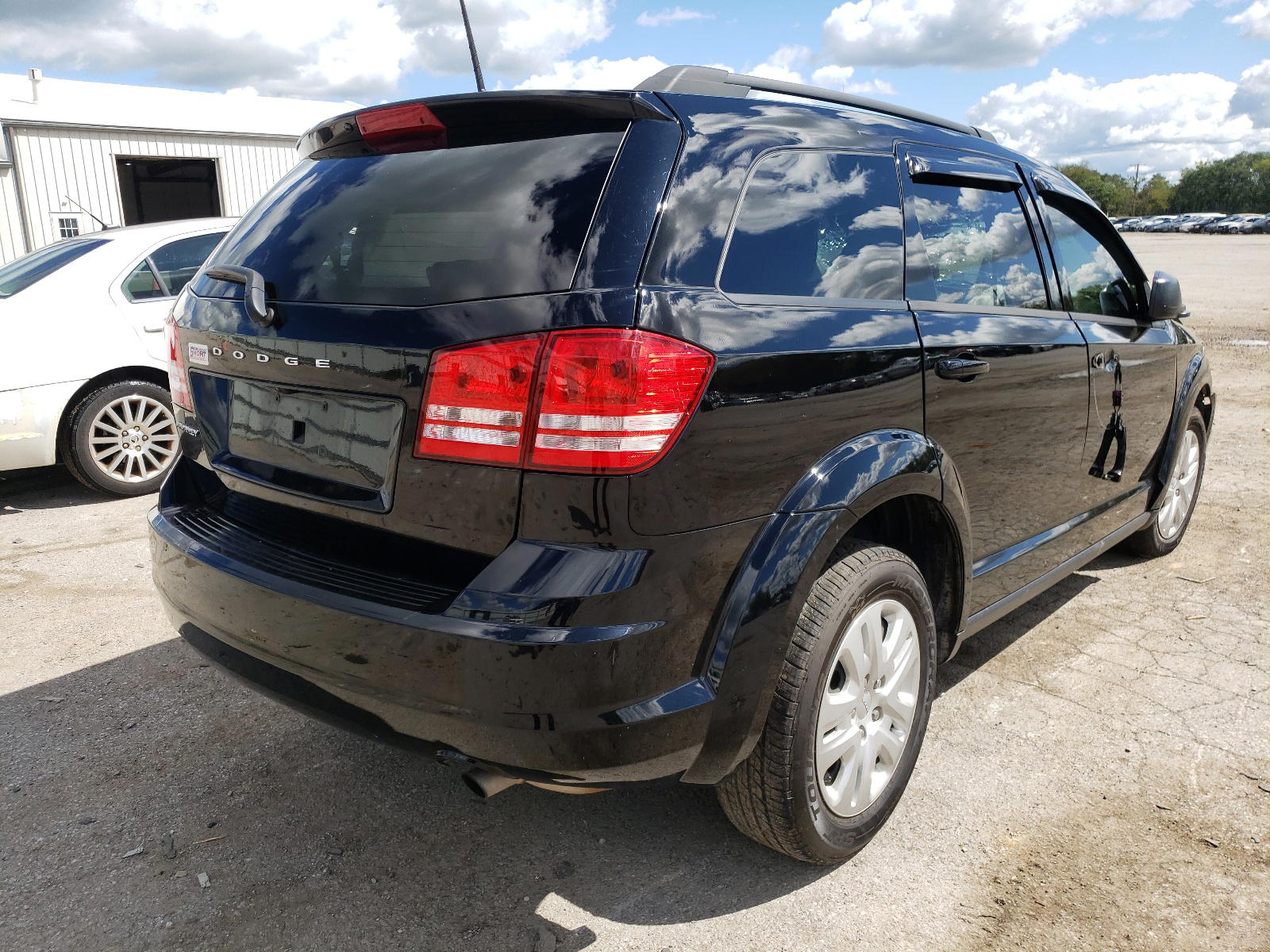 Photo 4 from auction – 2018 DODGE JOURNEY SE with VIN 3C4PDCAB4JT527709