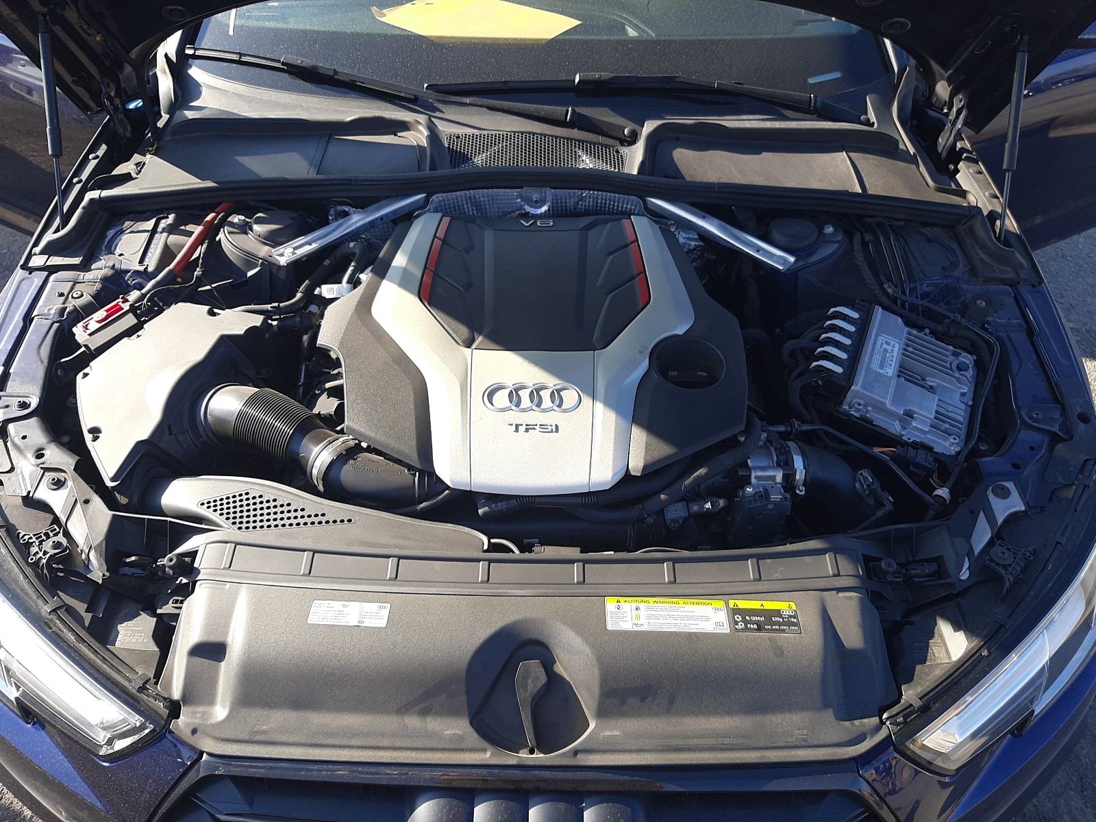 Photo 7 from auction – 2018 AUDI S4 PREMIUM with VIN WAUB4AF44JA052432