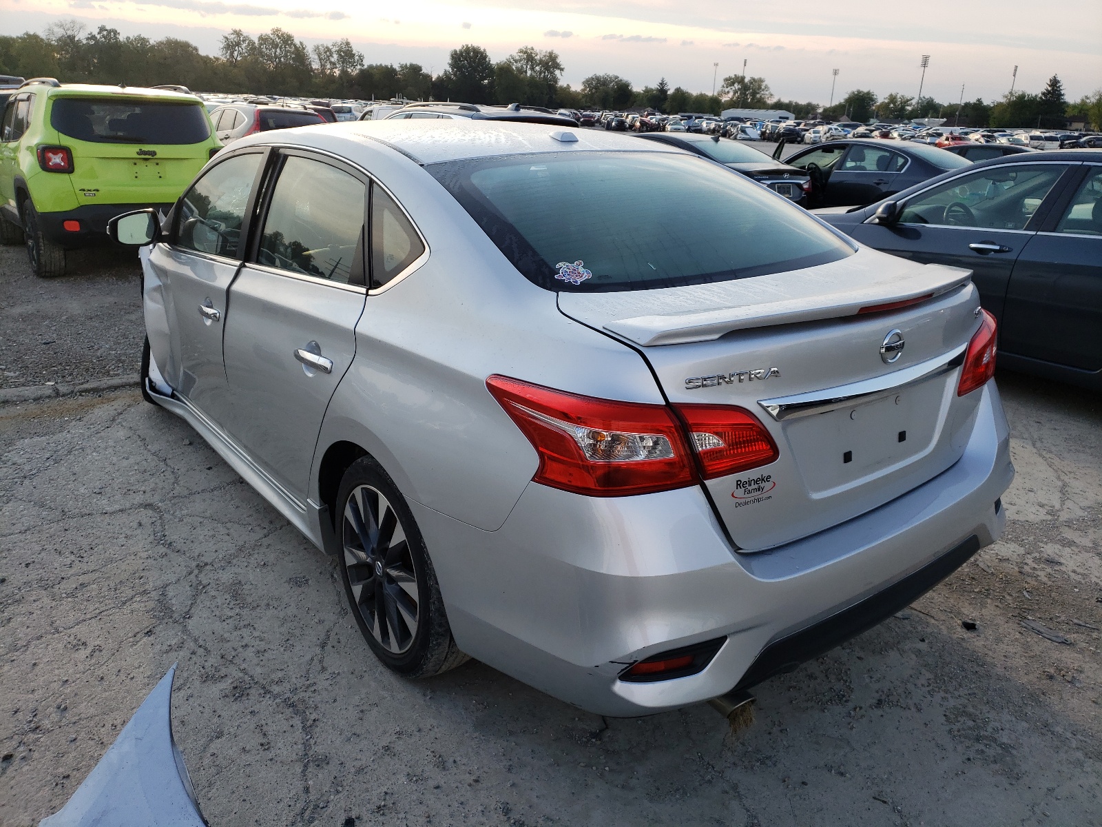 Photo 3 from auction – 2016 NISSAN SENTRA S with VIN 3N1AB7AP1GY233441