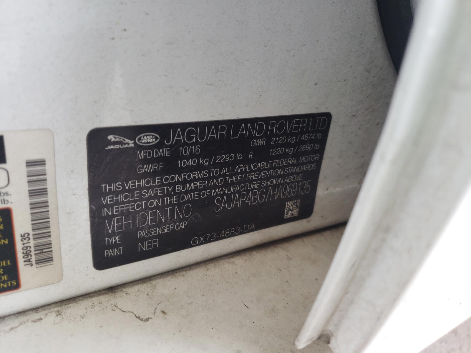 Photo 10 from auction – 2017 JAGUAR XE with VIN SAJAR4BG7HA969135