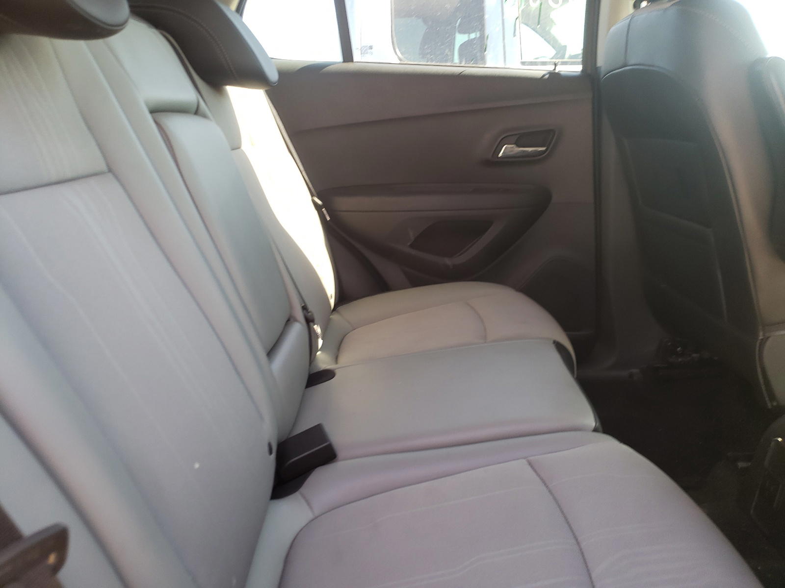 Photo 6 from auction – 2015 CHEVROLET TRAX 1LT with VIN 3GNCJLSB6FL174846