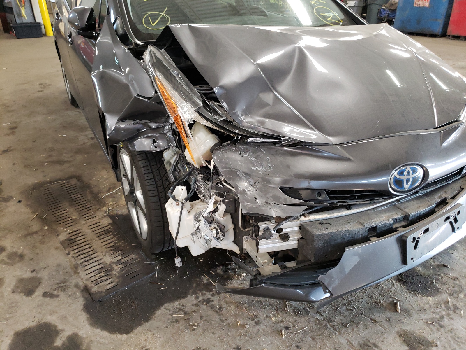 Photo 9 from auction – 2017 TOYOTA PRIUS with VIN JTDKARFU5H3048348