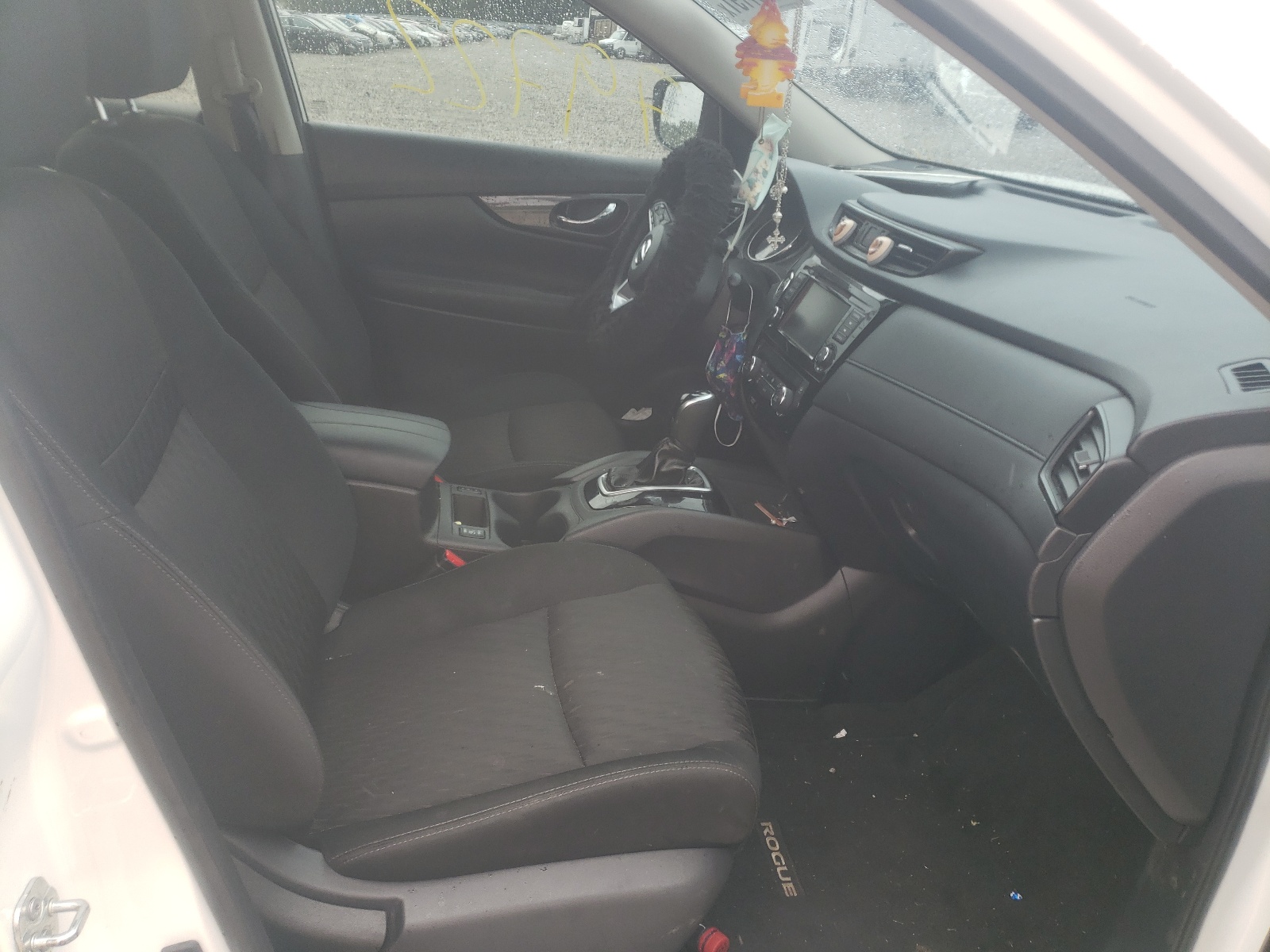 صورة رقم 5 من المزاد - 2018 NISSAN ROGUE S مع VIN KNMAT2MT1JP587233