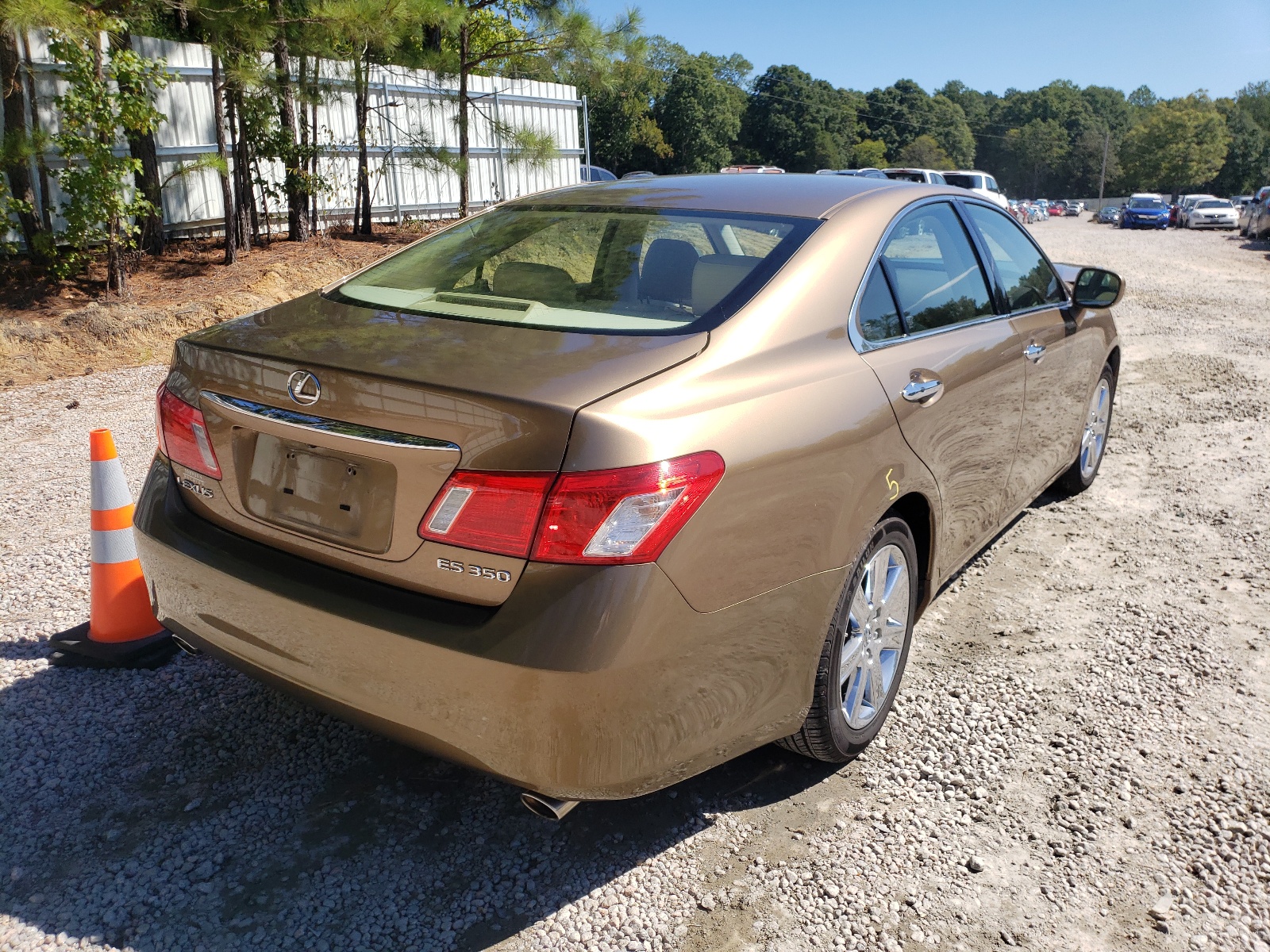 Photo 4 from auction – 2007 LEXUS ES 350 with VIN JTHBJ46G572144951