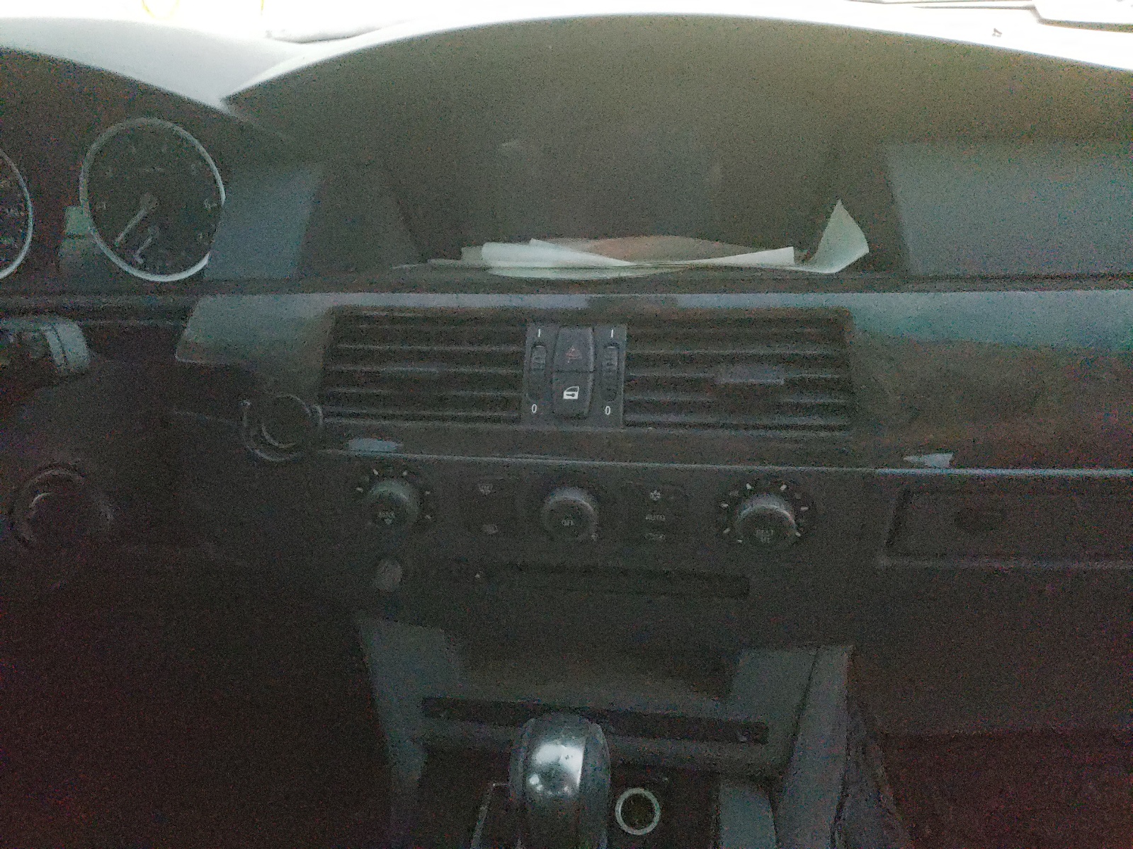 Фото 9 с аукциона – 2004 BMW 545 I с VIN WBANB33504B111096