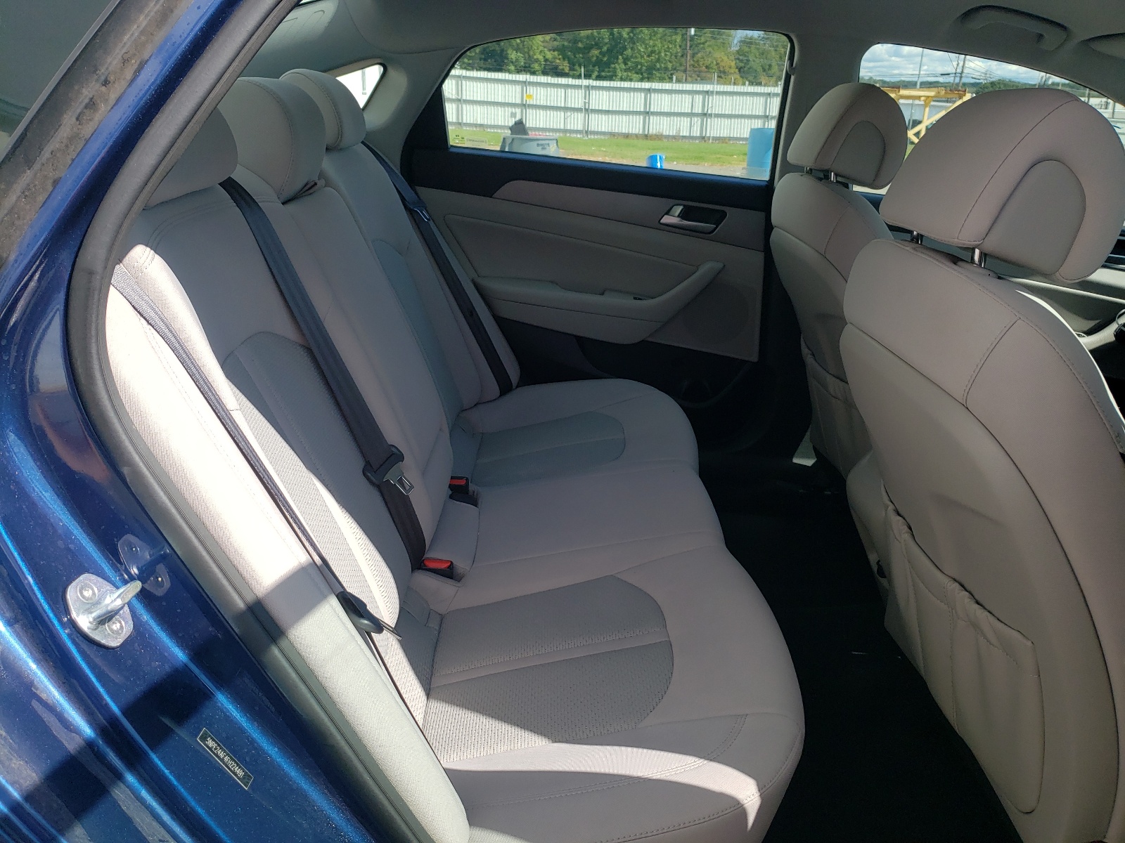 Photo 6 from auction – 2015 HYUNDAI SONATA SE with VIN 5NPE24AF4FH224491