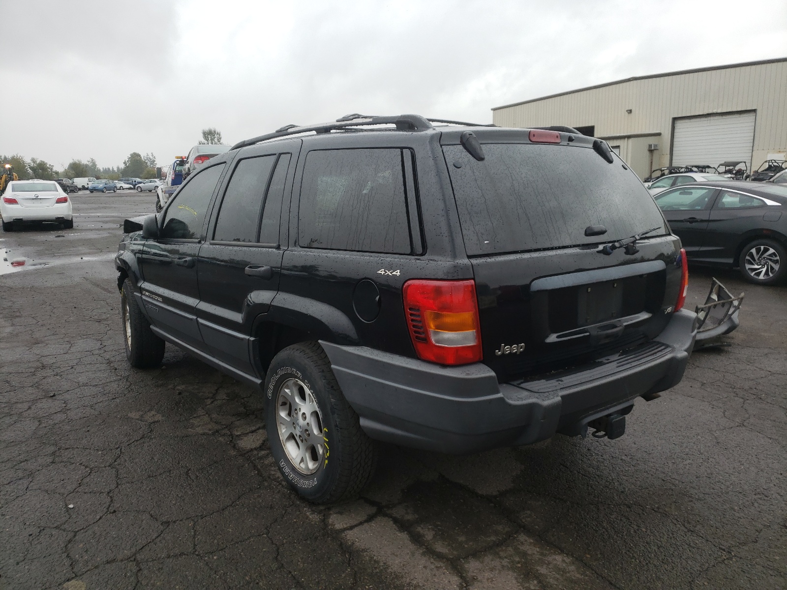Photo 3 from auction – 2001 JEEP GRAND CHER with VIN 1J4GW48N01C647724