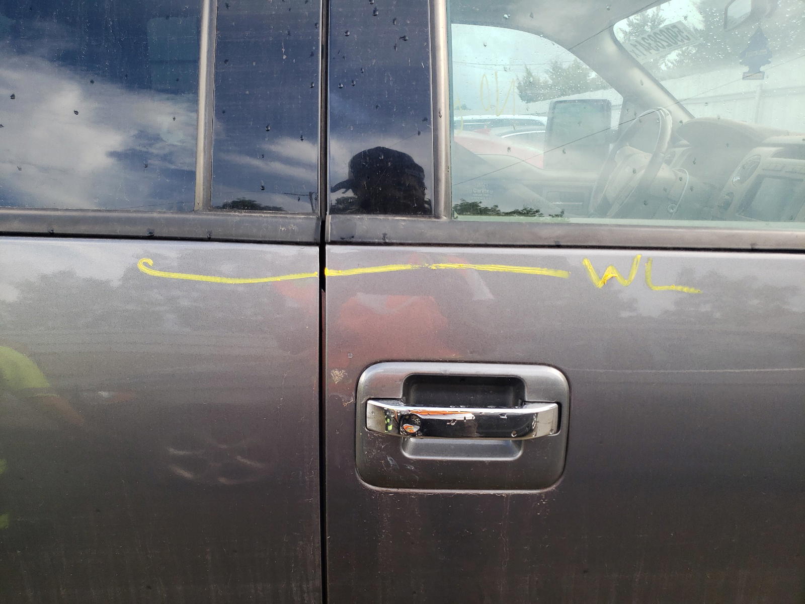 Photo 9 from auction – 2010 FORD F150 SUPER with VIN 1FTFW1EV2AFC33153