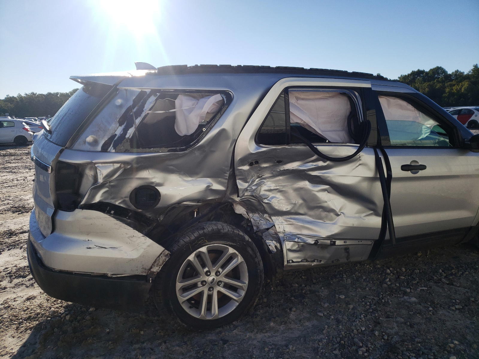Photo 9 from auction – 2017 FORD EXPLORER with VIN 1FM5K7B81HGE07884