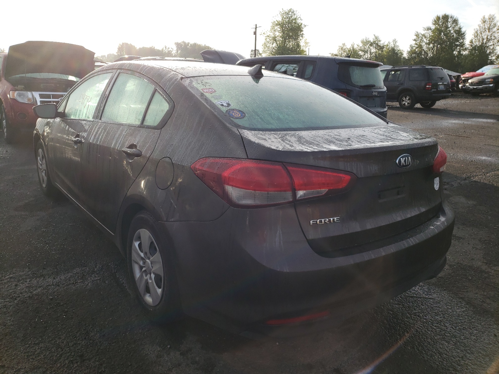 Photo 3 from auction – 2017 KIA FORTE LX with VIN 3KPFL4A79HE107054