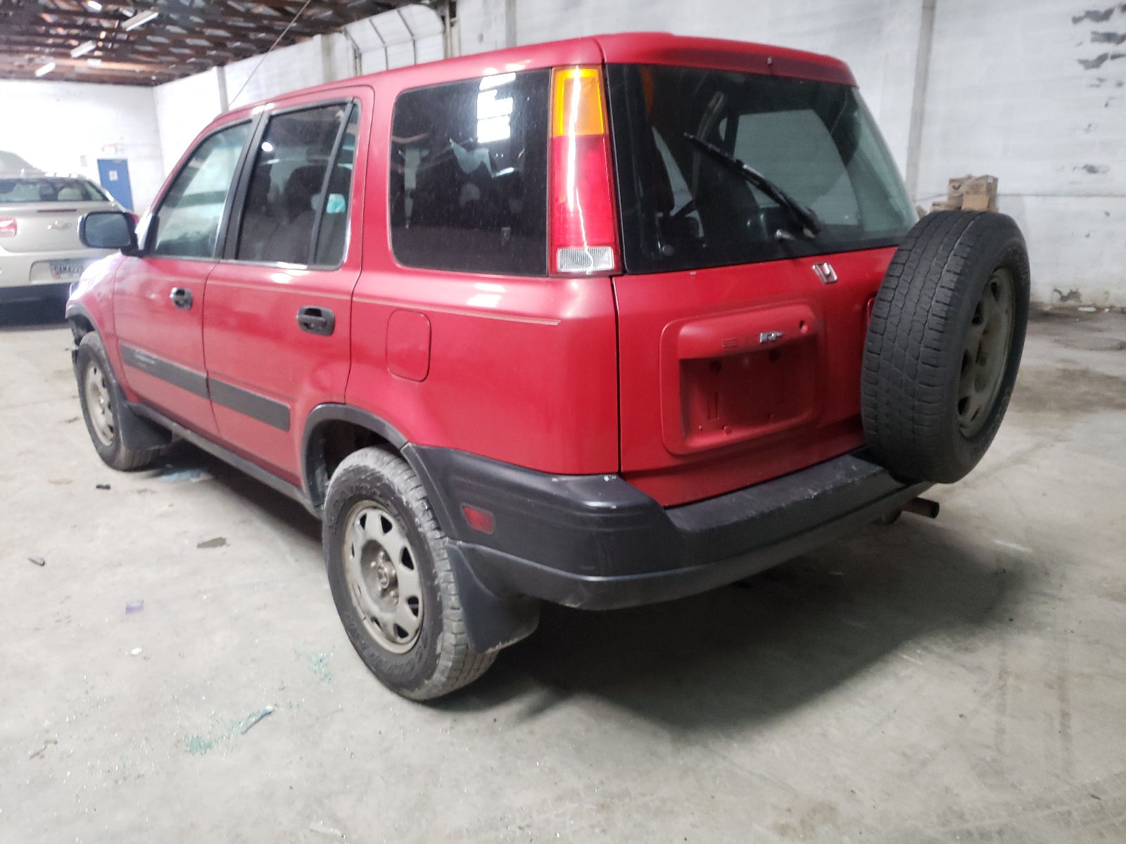 Photo 3 from auction – 2000 HONDA CR-V LX with VIN JHLRD2848YS006730