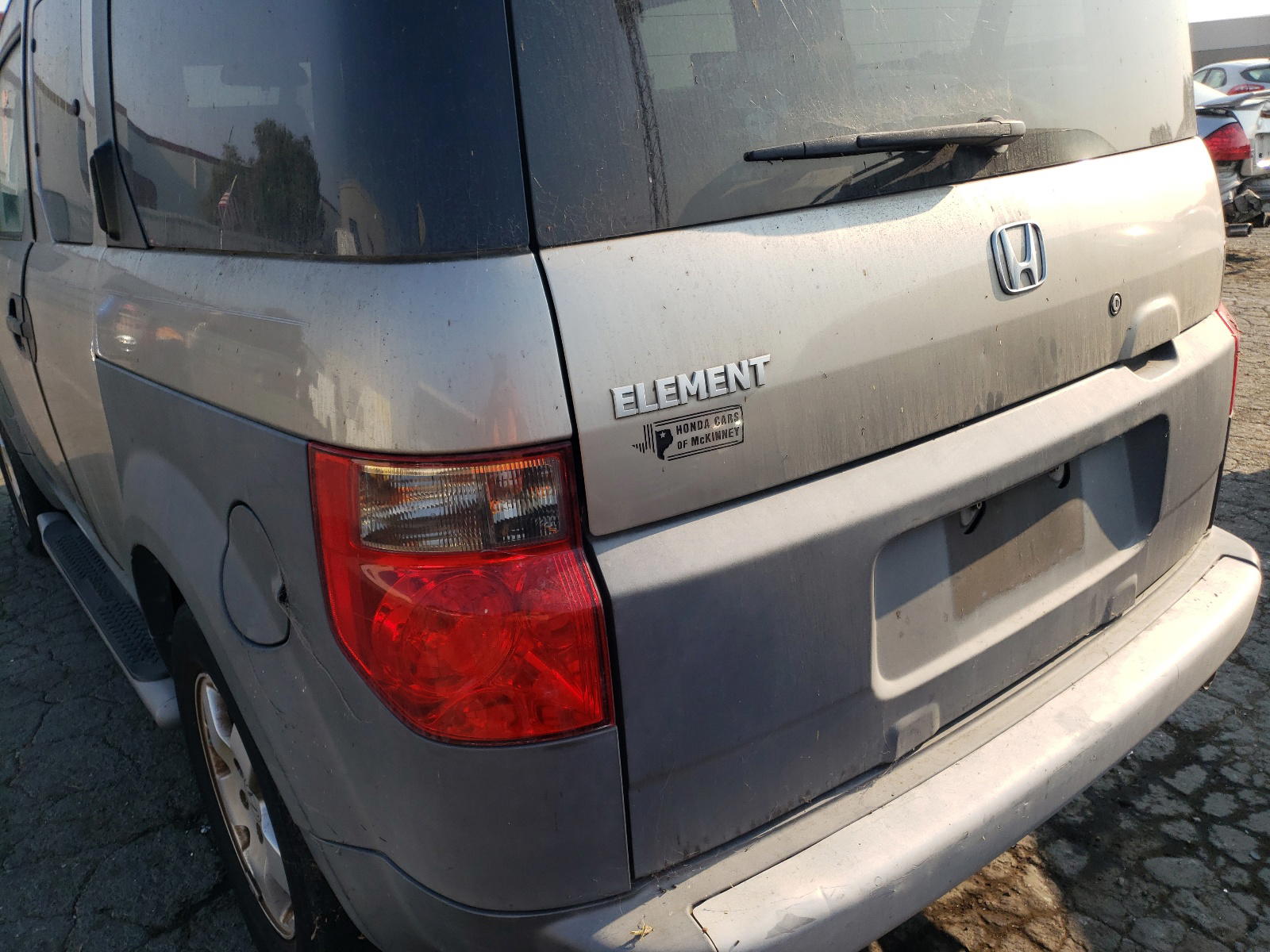 Photo 9 from auction – 2004 HONDA ELEMENT EX with VIN 5J6YH18524L012909