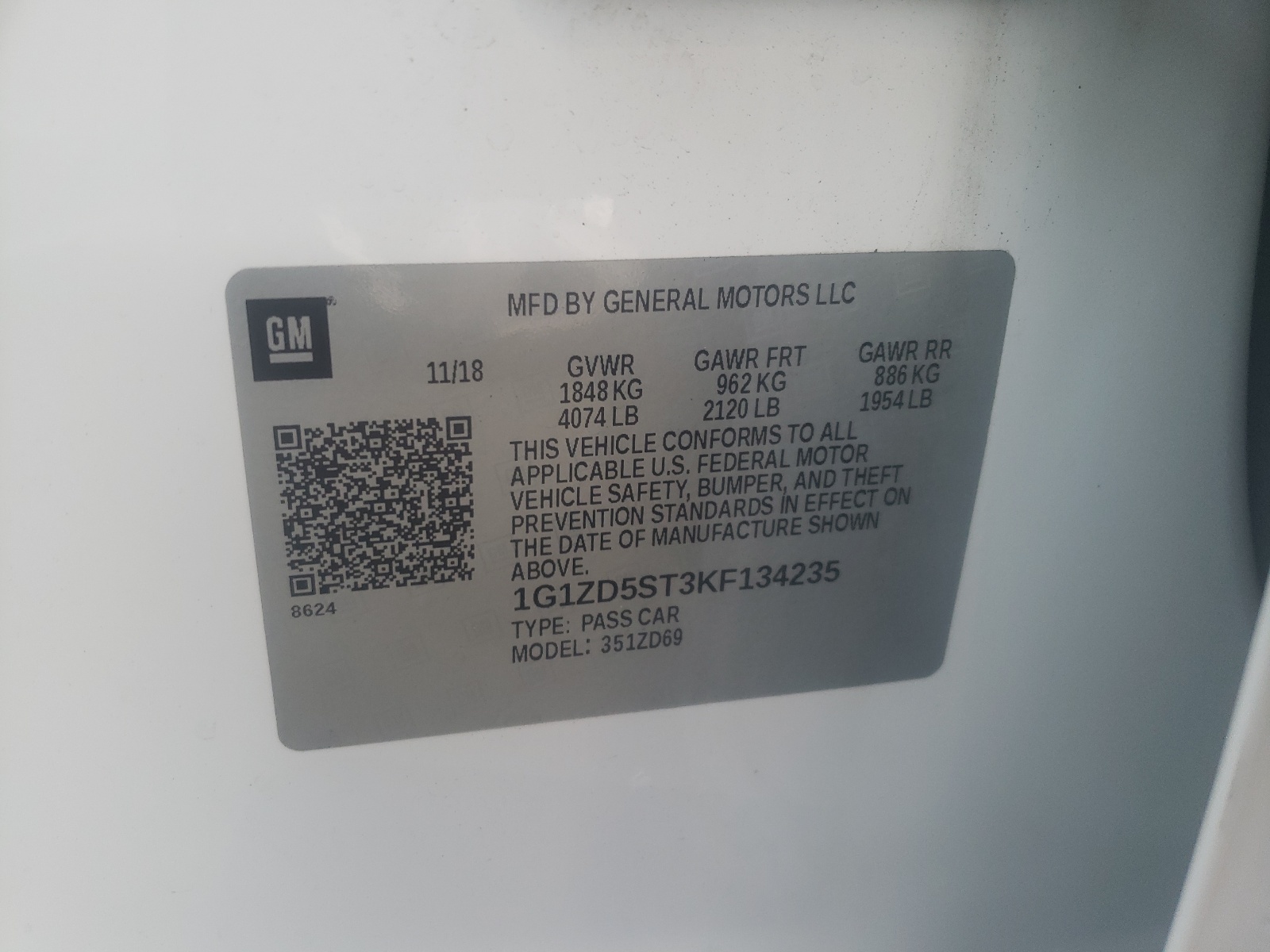 Photo 10 from auction – 2019 CHEVROLET MALIBU LT with VIN 1G1ZD5ST3KF134235
