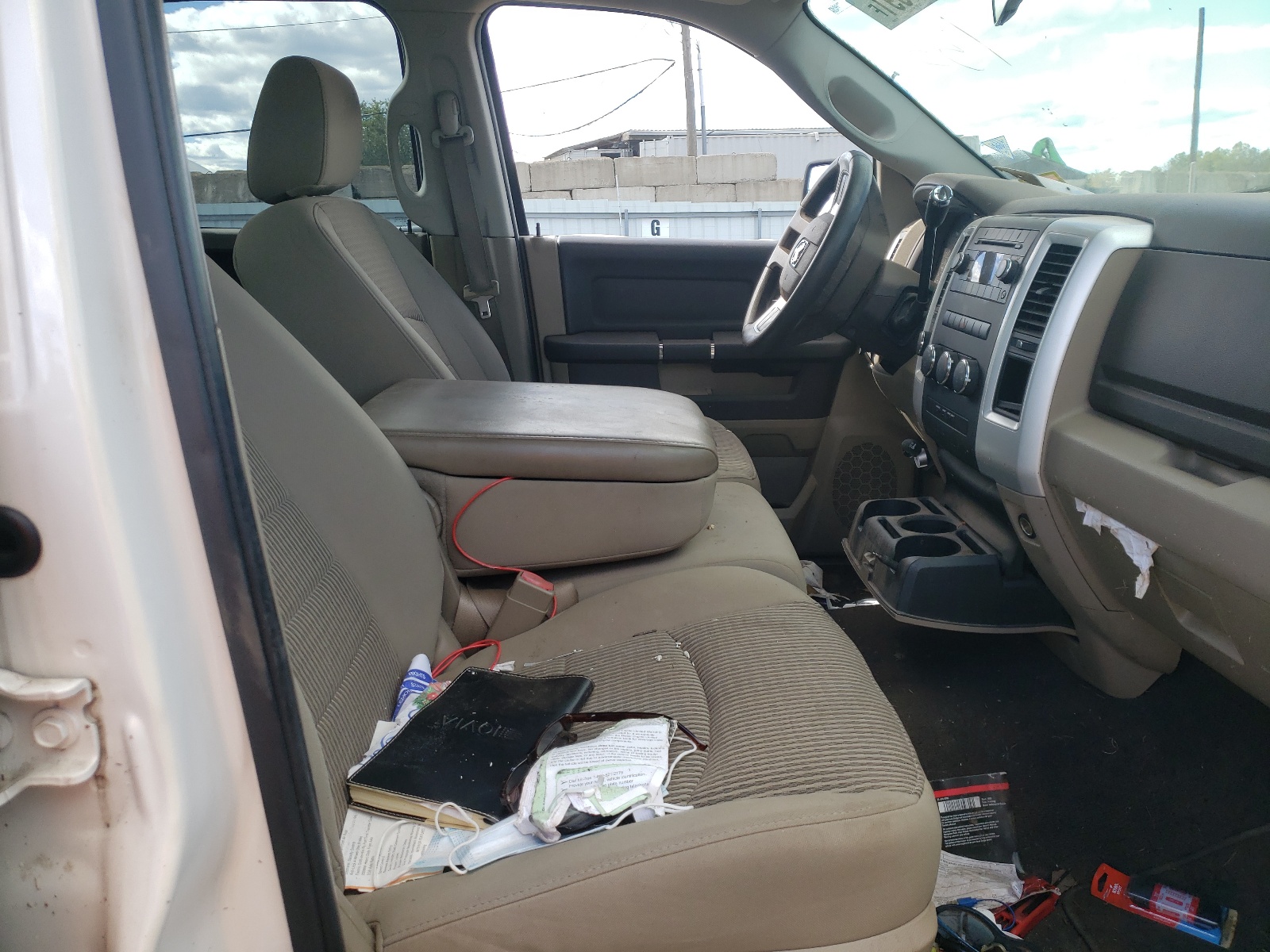Zdjęcie 5 z aukcji – 2009 DODGE RAM 1500 z VIN 1D3HV18P59S723802