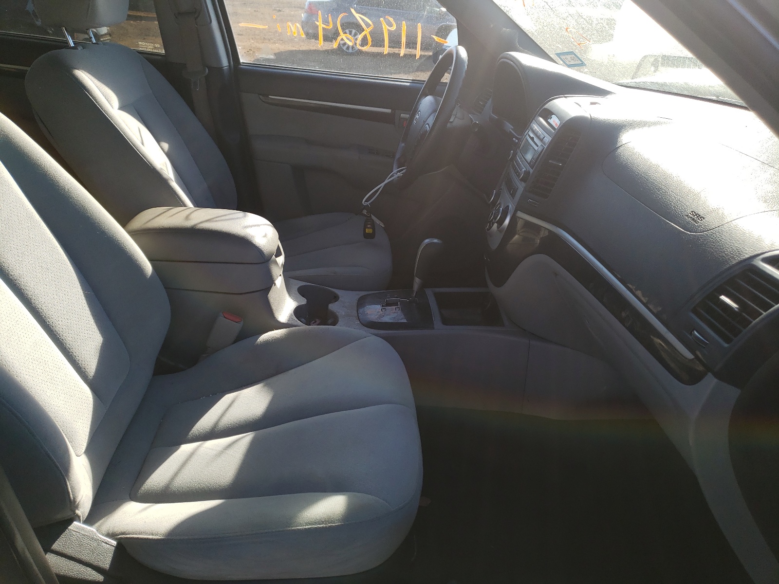 Photo 5 from auction – 2008 HYUNDAI SANTA FE G with VIN 5NMSG13DX8H224218