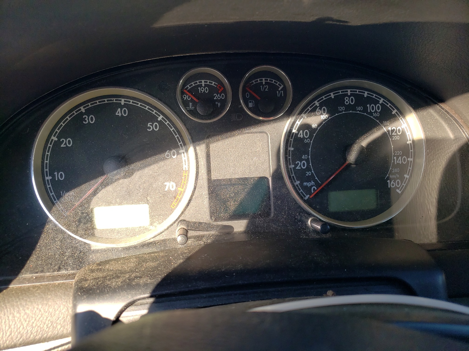 Photo 8 from auction – 2002 VOLKSWAGEN PASSAT GLS with VIN WVWPD63B12P442735