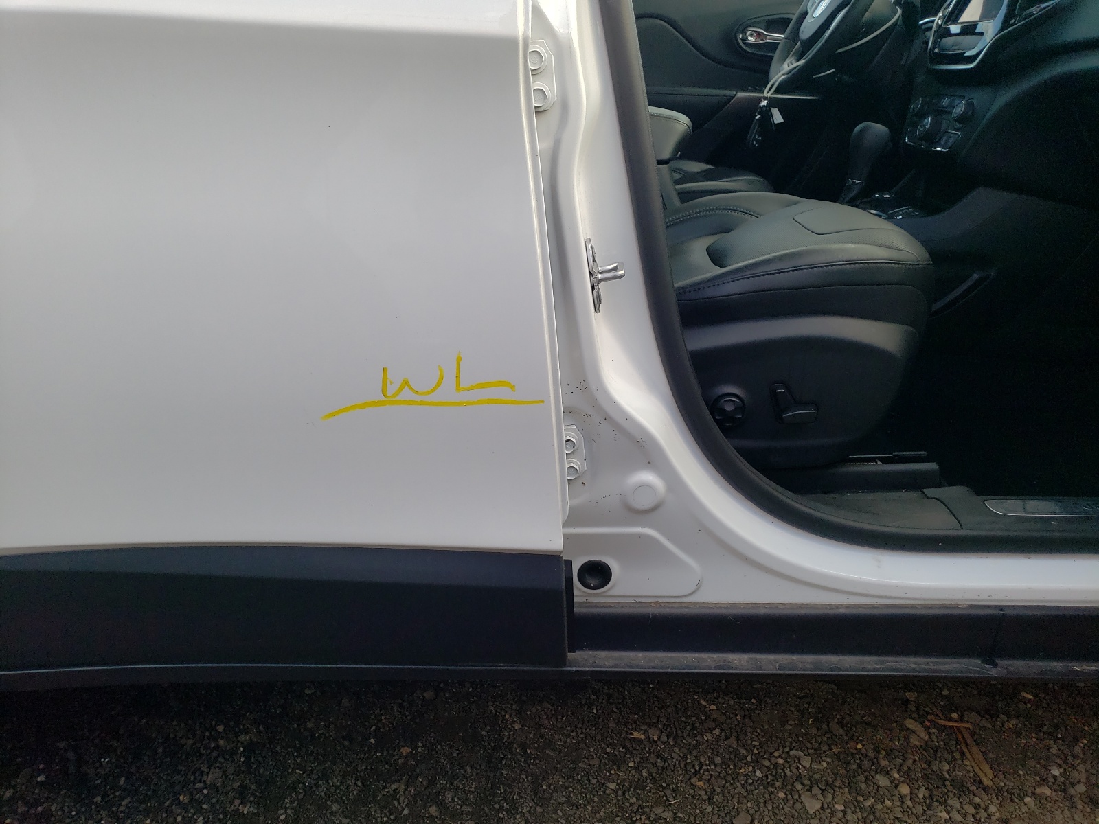 Photo 9 from auction – 2019 JEEP CHEROKEE L with VIN 1C4PJMDN7KD254261