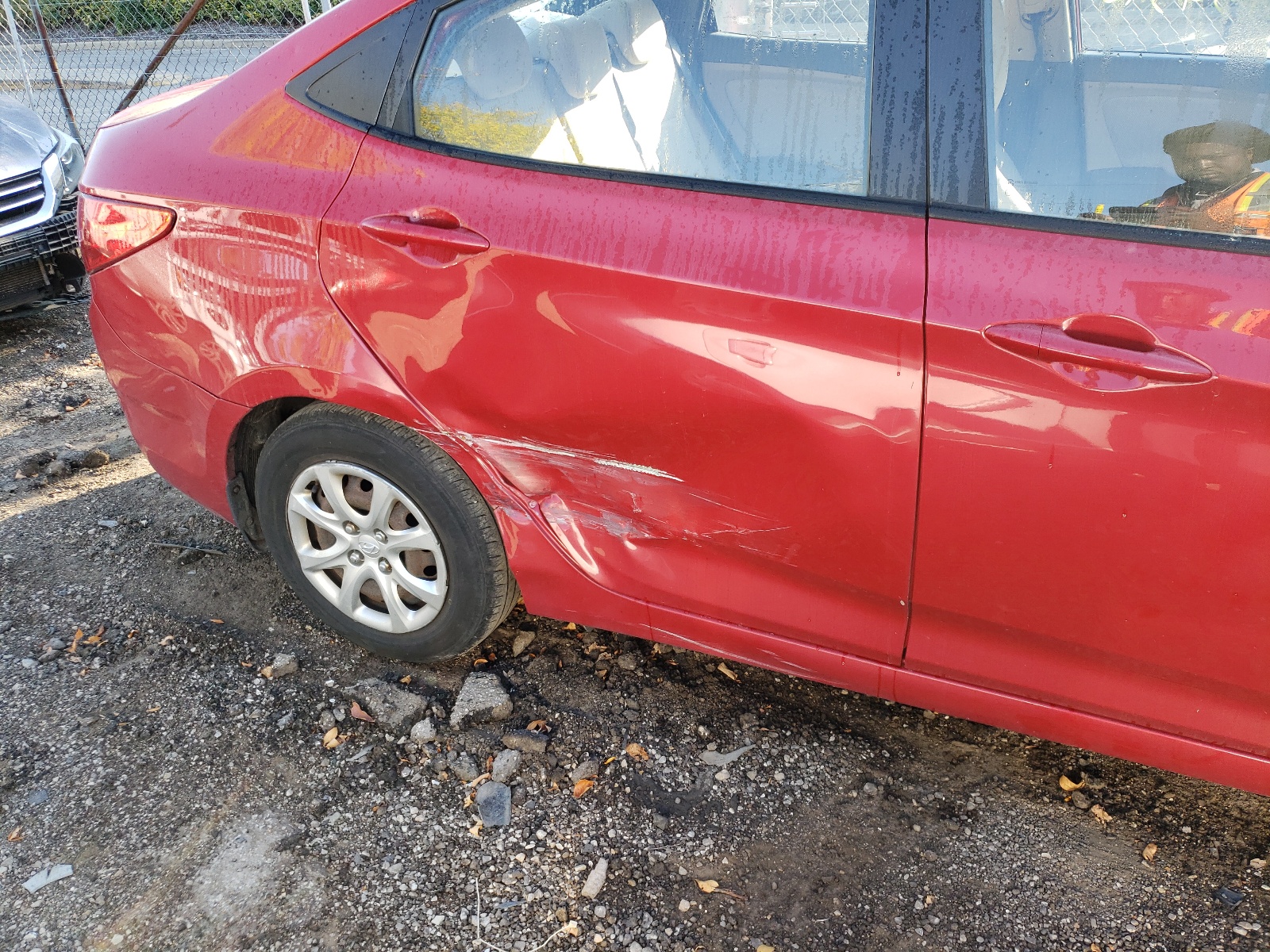 Photo 9 from auction – 2012 HYUNDAI ACCENT GLS with VIN KMHCT4AE3CU212552