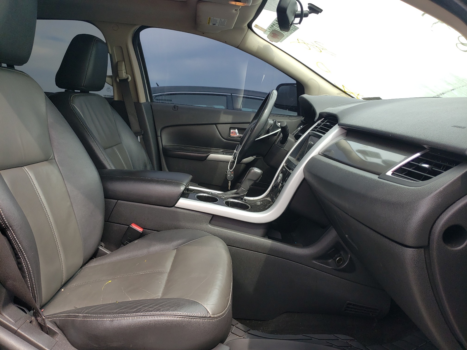 Photo 5 from auction – 2011 FORD EDGE SPORT with VIN 2FMDK4AK5BBA32555
