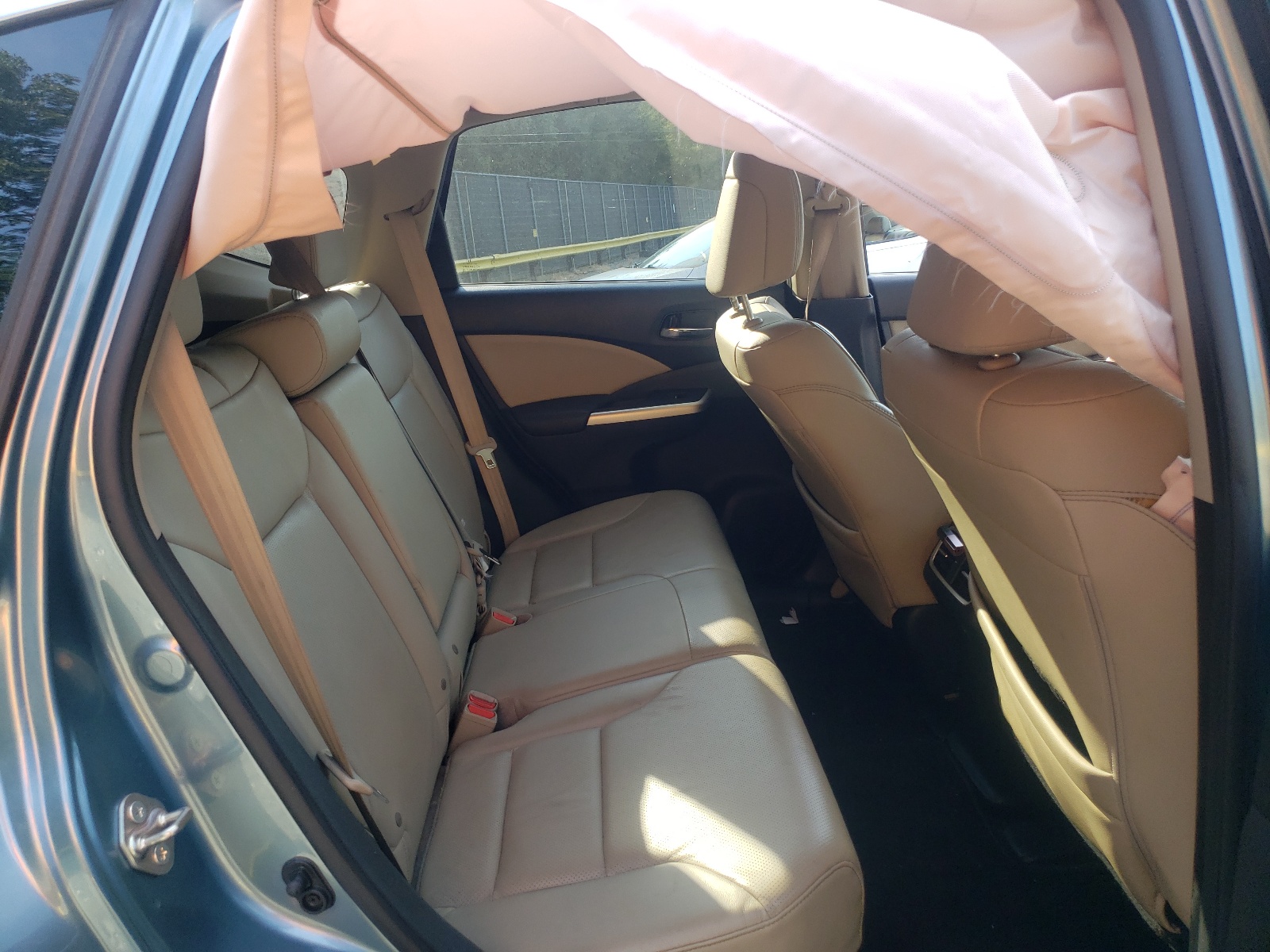 Photo 6 from auction – 2016 HONDA CR-V EXL with VIN 2HKRM4H7XGH625751