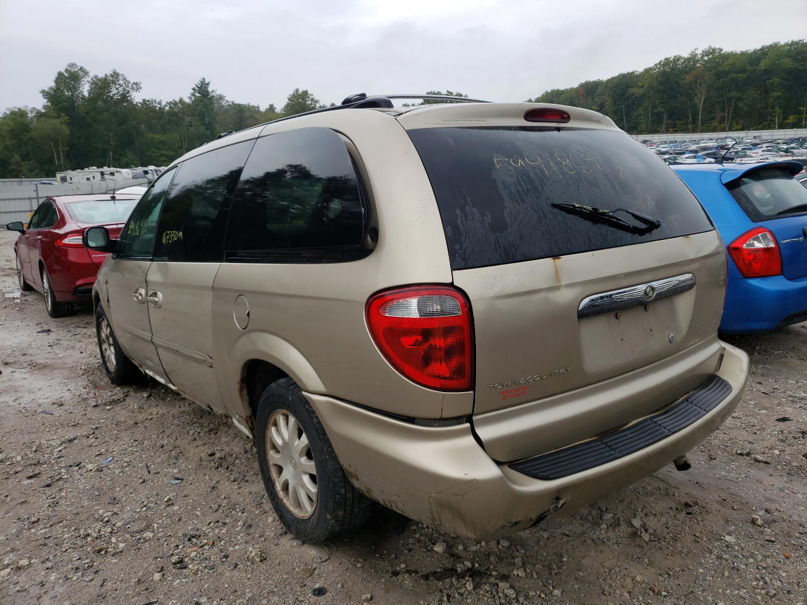 Photo 3 from auction – 2003 CHRYSLER TOWN & COU with VIN 2C4GP44L83R367115