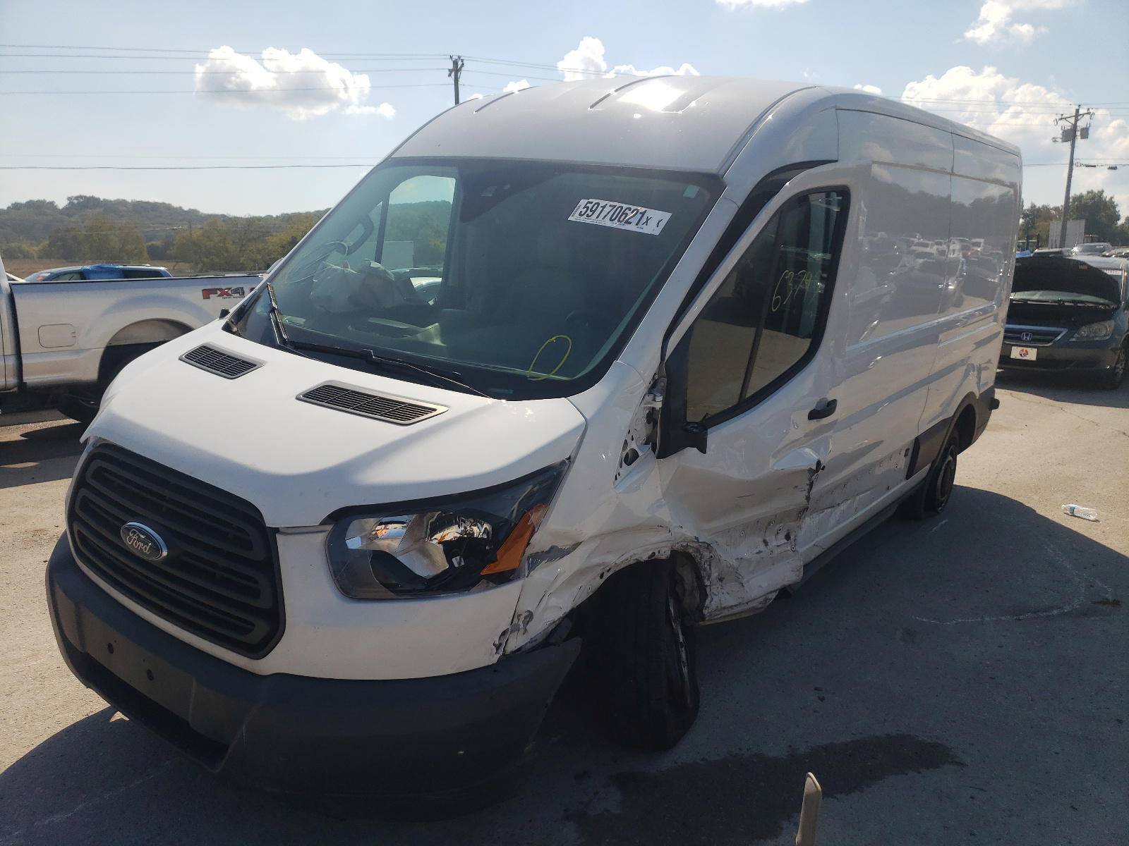 Photo 2 from auction – 2018 FORD TRANSIT T- with VIN 1FTYR2CM4JKB04662