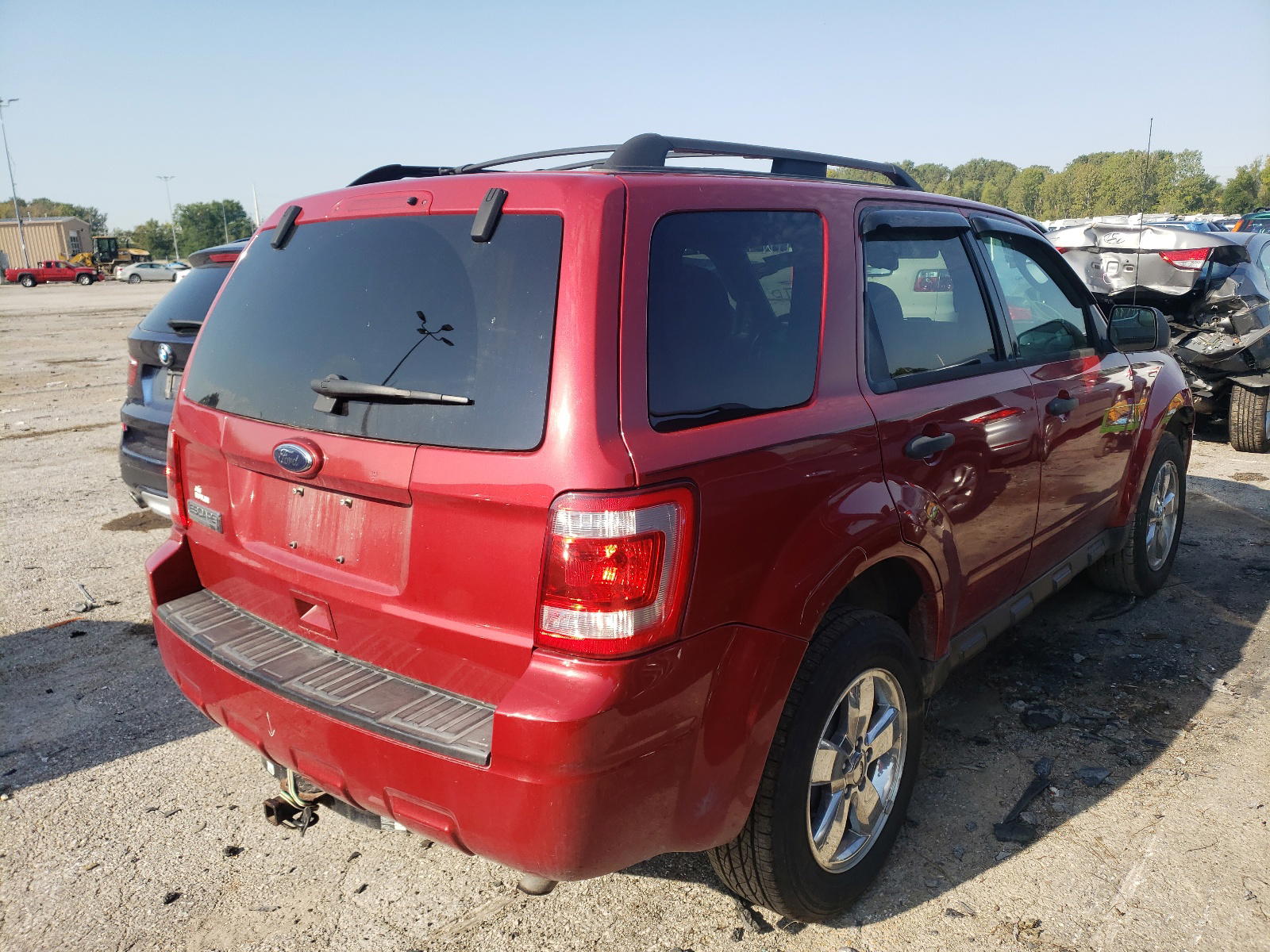 Photo 4 from auction – 2011 FORD ESCAPE XLT with VIN 1FMCU0D73BKA21775