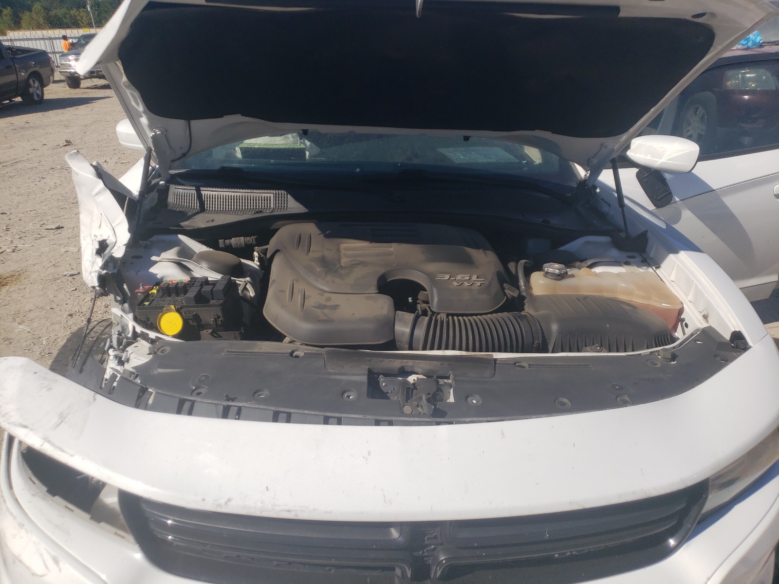 Photo 7 from auction – 2017 DODGE CHARGER SX with VIN 2C3CDXHG8HH562252