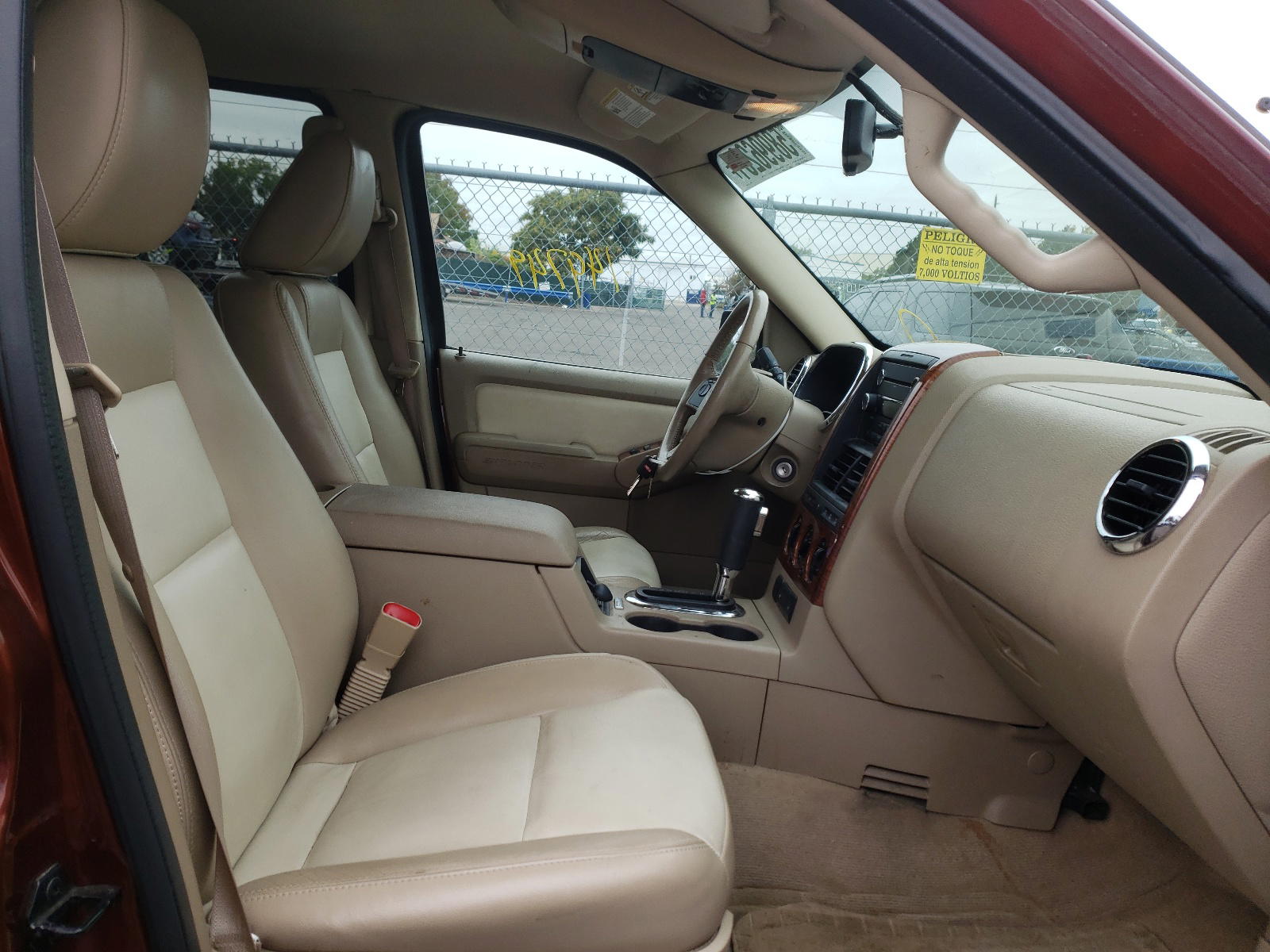 Photo 5 from auction – 2010 FORD EXPLORER E with VIN 1FMEU7EE6AUA67781