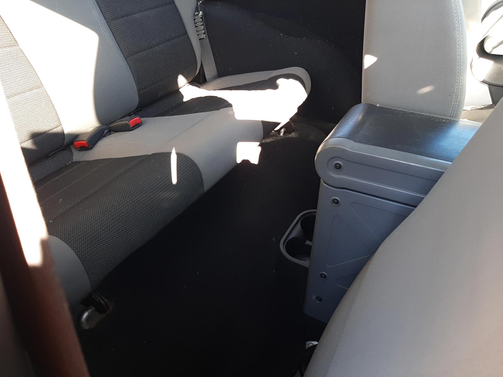 Photo 6 from auction – 2007 JEEP WRANGLER X with VIN 1J4FA24157L204575