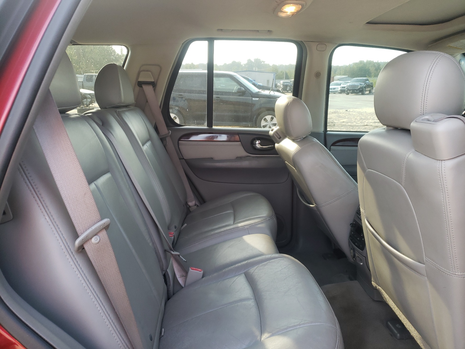 Photo 6 from auction – 2006 GMC ENVOY DENA with VIN 1GKES63M862221090
