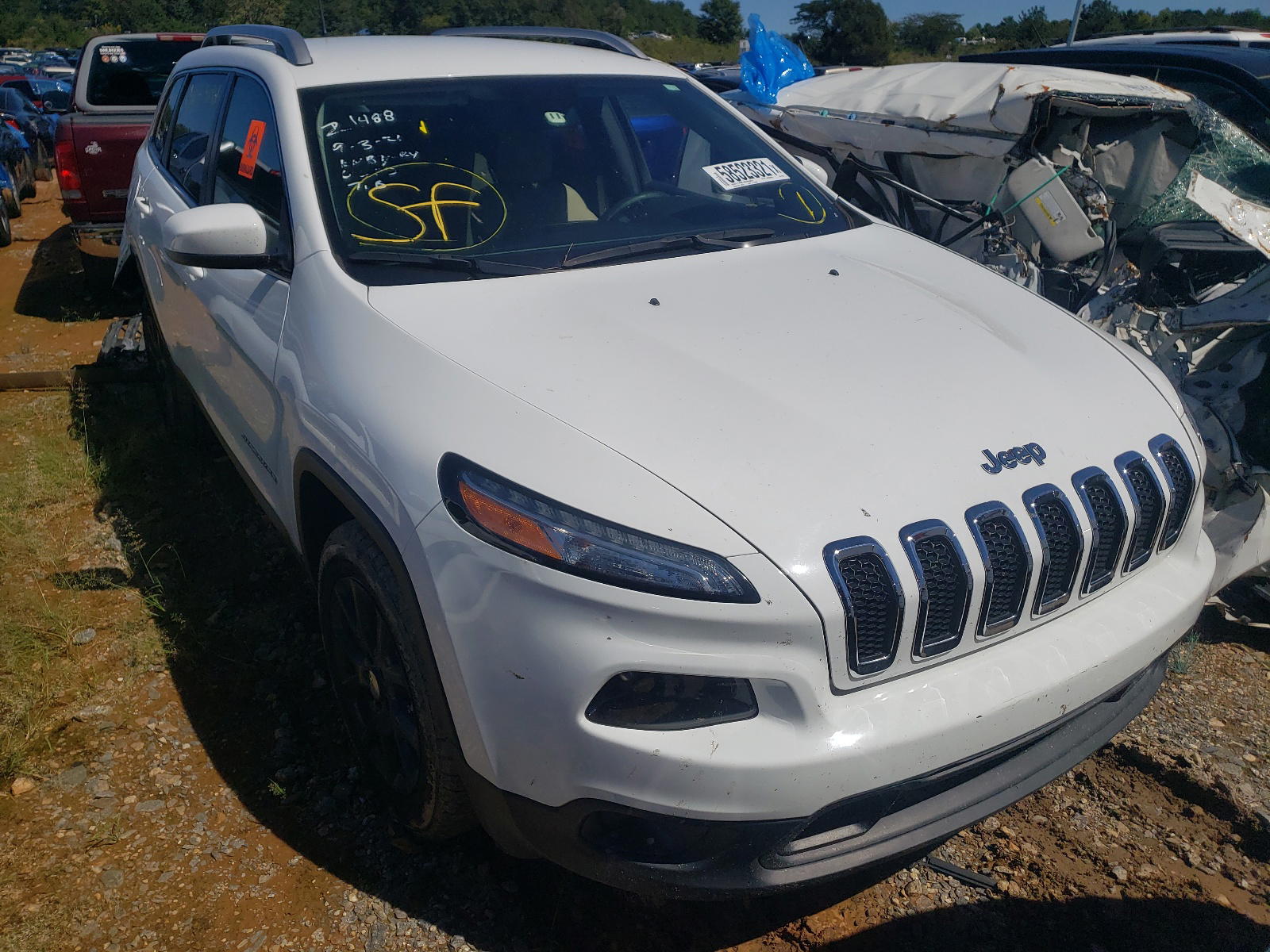 JEEP CHEROKEE L 2018 with VIN 1C4PJLCB5JD604969 - Photo from auction